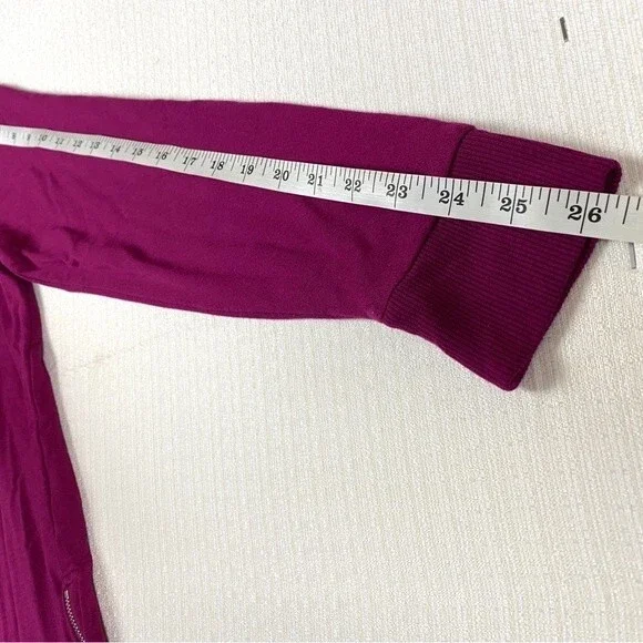 Chico’s Zenergy Side-Zip Magenta Tunic - Picture 8 of 11